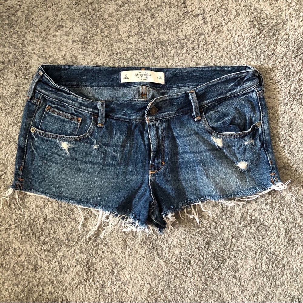 🌵Abercrombie Distressed Jean Shorts